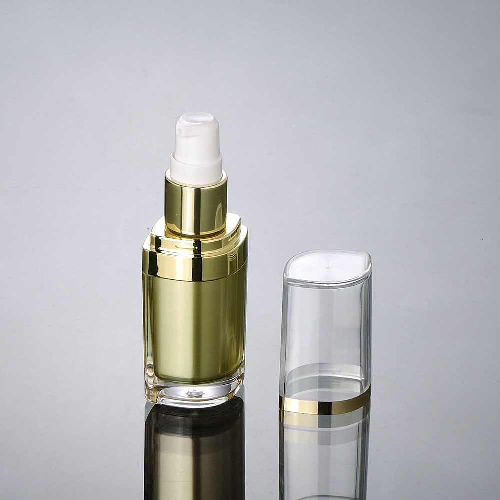 Bouteille acrylique dorée de 1 - Essence Serum Toner avis et prix